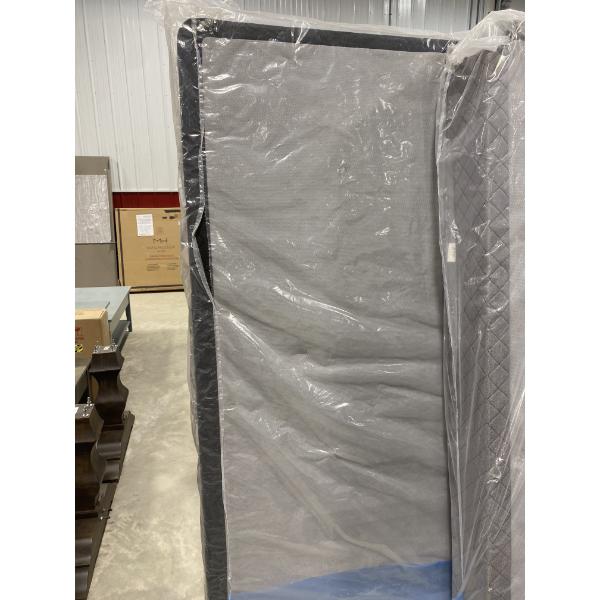 QUEEN SIZE BOX SPRING