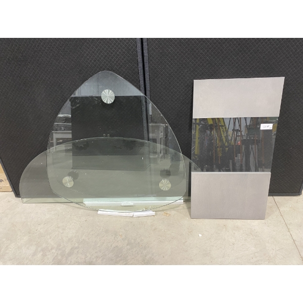 3 PCS OF ASSORTED TABLE TOP GLASS