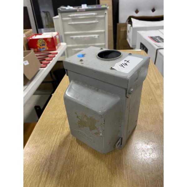 RAINPROOF 220V POWER OUTLET