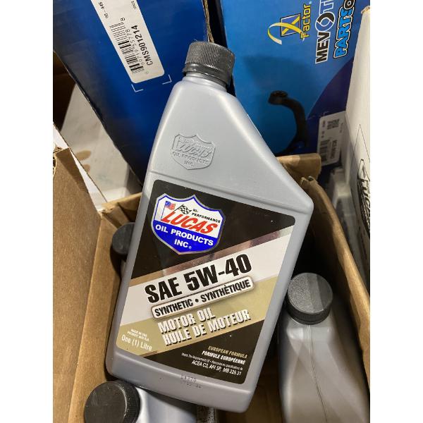 5 BOTTLES OF LUCAS 5W-40 OIL
