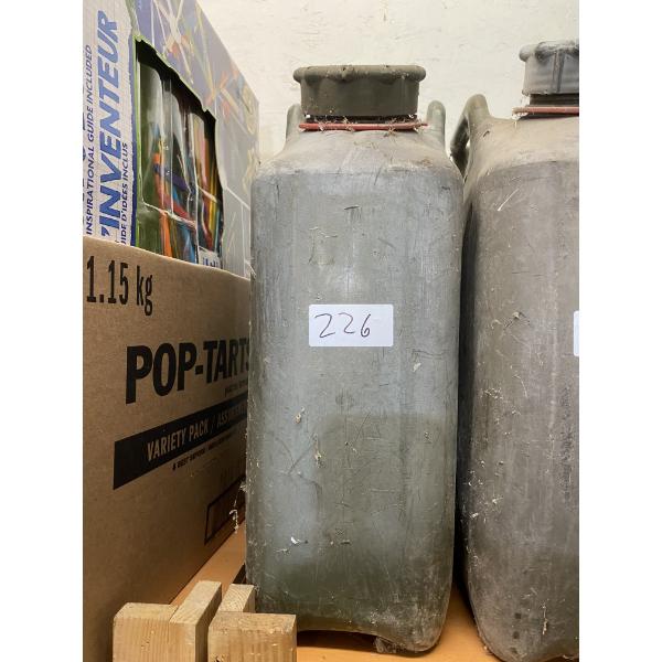 PLASTIC 20 L ARMY CAN