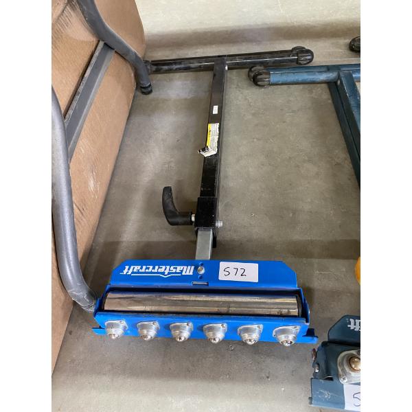  12 INCH SINGLE ROLLER ADJUSTABLE STAND 