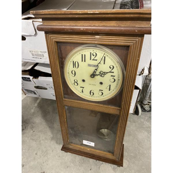 ANTIQUE CHIME CLOCK 