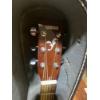 Image 2 : YAMAHA GUITAR WITH CASE
