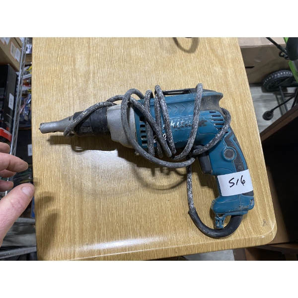 MAKITA DRY WALL SCREW GUN