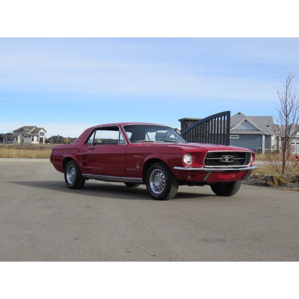 1967 FORD MUSTANG