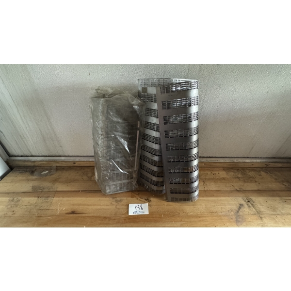 JOHN DEERE GRILLES - UNPAINTED