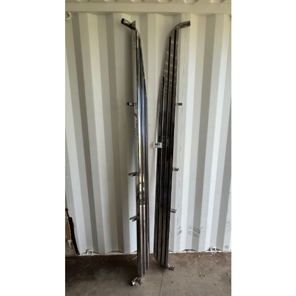 FRONT RUNNING BOARDS FOR GM DUALLY EXTENDED CAB