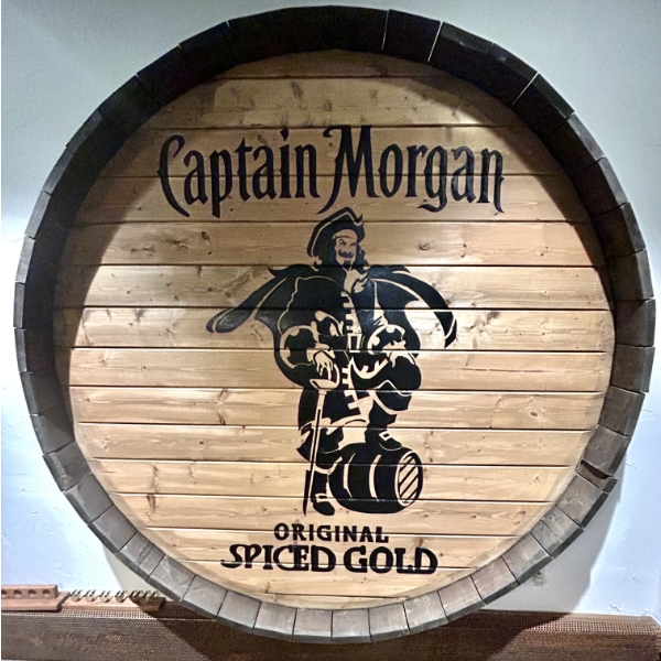 MASSIVE CAPTAIN MORGAN BARREL TOP