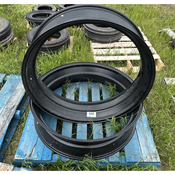 PAIR OF 38XW10 TITAN TRACTOR RIMS WHS029