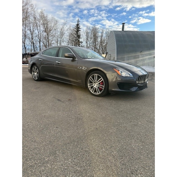 2017 MASERATI QUATTROPORTE S