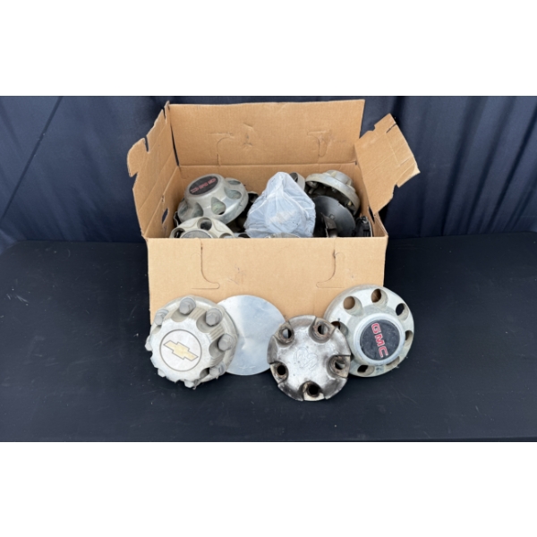 BOX OF ASSORTED SMALL HUBCAPS