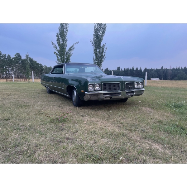 1970 OLDSMOBILE NINETY EIGHT