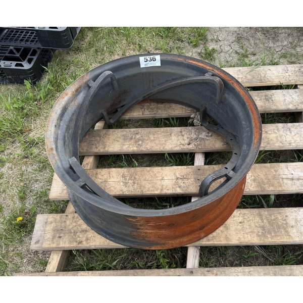 24" CLAMP-STYLE TRACTOR RIM