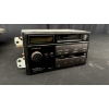 Image 5 : TOYOTA AM /FM CASSETTE PLAYER AND SPEAKERS
