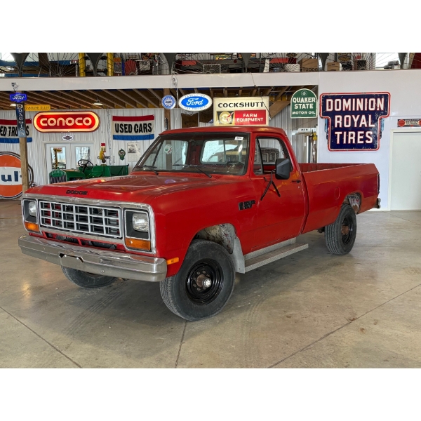 1985 Dodge W200 4x4