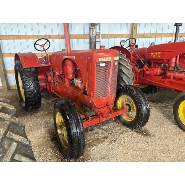 MASSEY-HARRIS 25