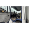 Image 8 : 2001 Freightliner FL80   Located in Calgary