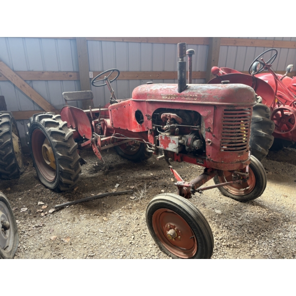 MASSEY-HARRIS 16