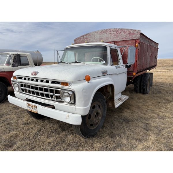 1966 Mercury M600