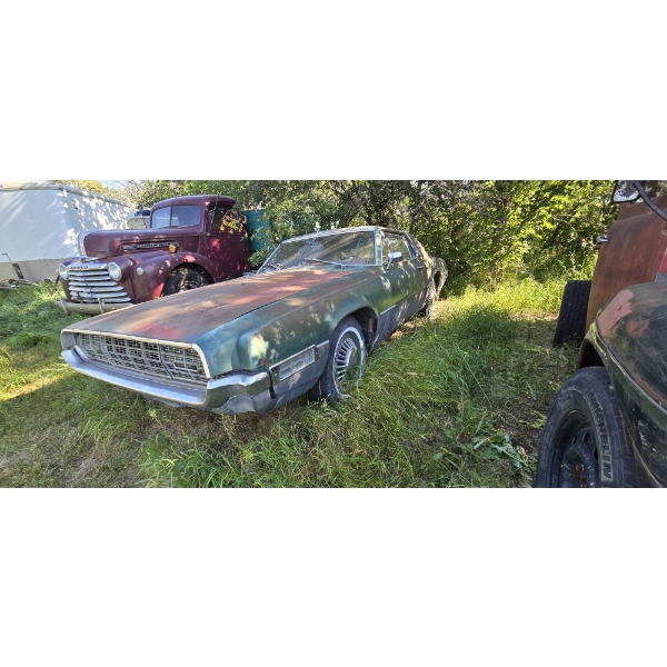 NO RESERVE 1968 FORD THUNDERBIRD