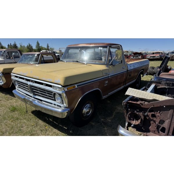 1973 FORD F-250 CAMPER SPECIAL RANGER XLT