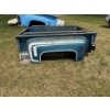 Image 5 : SHORT BOX WITH STEEL FENDERS TO FIT SQUARE BODY GMC AND CHEVROLET 