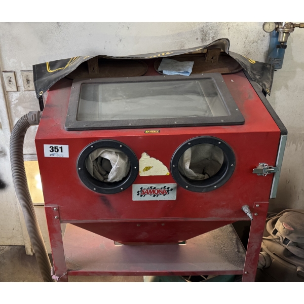 Pneumatic Sand Blaster