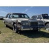Image 3 : 1988 LINCOLN TOWN CAR 