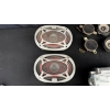 Image 6 : TOYOTA AM /FM CASSETTE PLAYER AND SPEAKERS