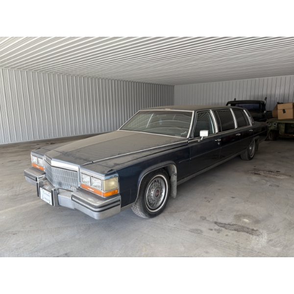 1989 CADILLAC BROUGHAM 