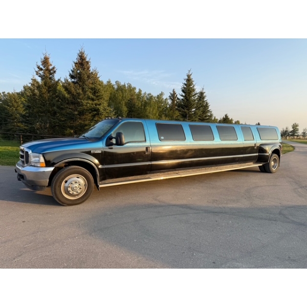 2002 F450 LIMO