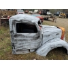 Image 4 : BABY DIAMOND T CAB FENDER, HOOD & GRILL
