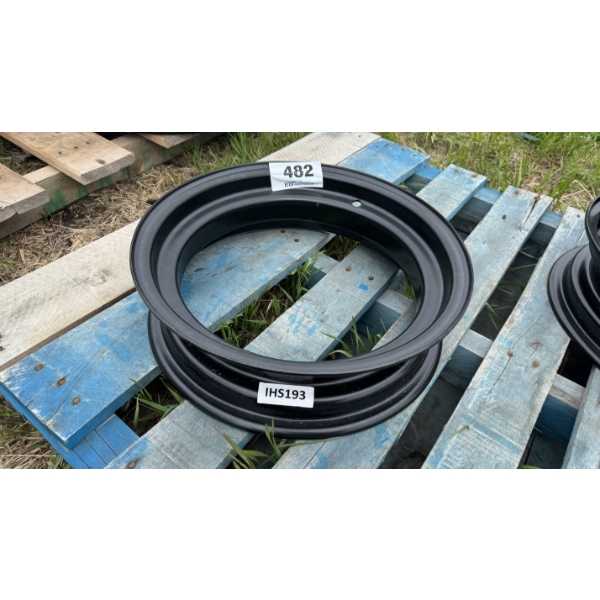 SINGLE BLACK HEAVY-DUTY WHEEL RIM IHS193
