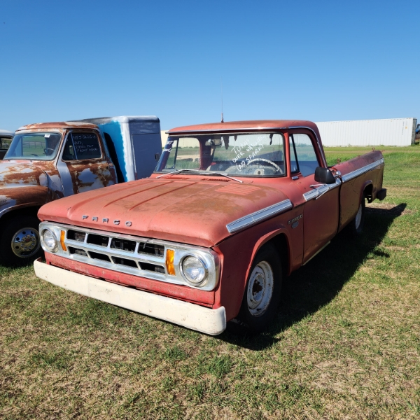 1968 FARGO D100