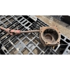 Image 3 : MASSEY-HARRIS SINGLE FRONT WHEEL ASSEMBLY AND STEERING BOX FOR A MASSEY 33 44 333 AND 444
