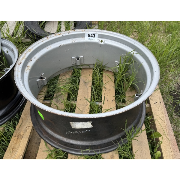 24XW10 CLAMP-STYLE TRAACTOR RIM