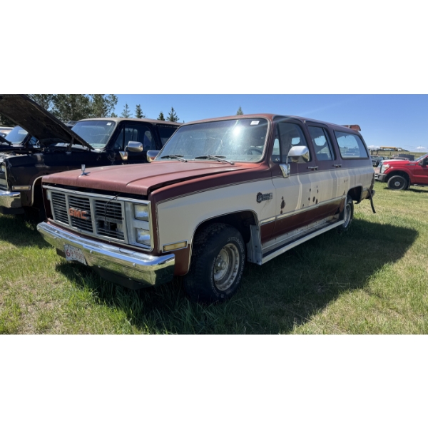 1986 GMC SIERRA CLASSIC SUBURBAN