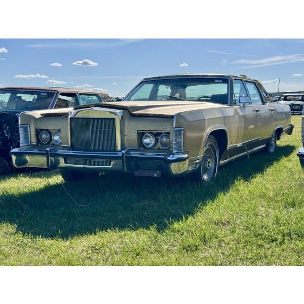1979 LINCOLN TOWN CAR