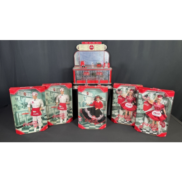 COCA-COLA BARBIE & KEN SODA FOUNTAIN COLLECTION 1950's DINER SET