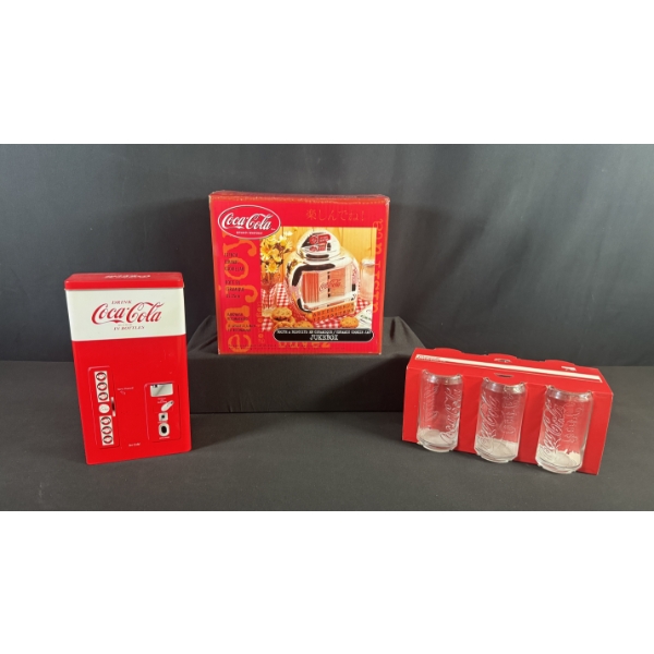 COCA-COLA JUKEBOX COOKIE JAR, CAN GLASSES & TIN GLASS SET