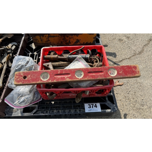 VINTAGE TOOLS & HARDWARE
