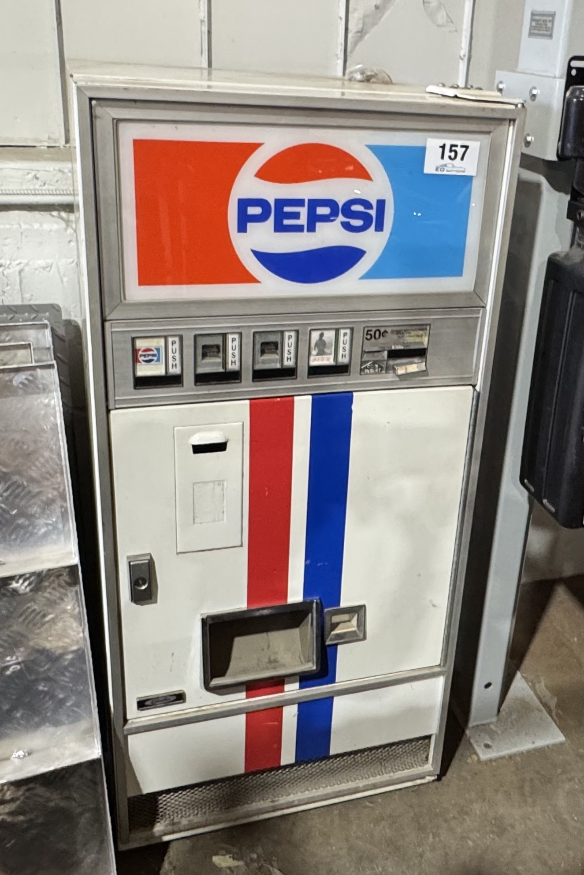 RARE VINTAGE PEPSI POP MACHINE - EG Auctions