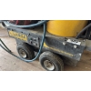 Image 2 : LANDA MVP 4-3000 COMMERCIAL HOT WATER PRESSURE WASHER