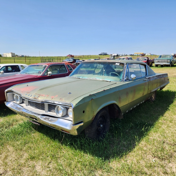 1968 DODGE MONACO