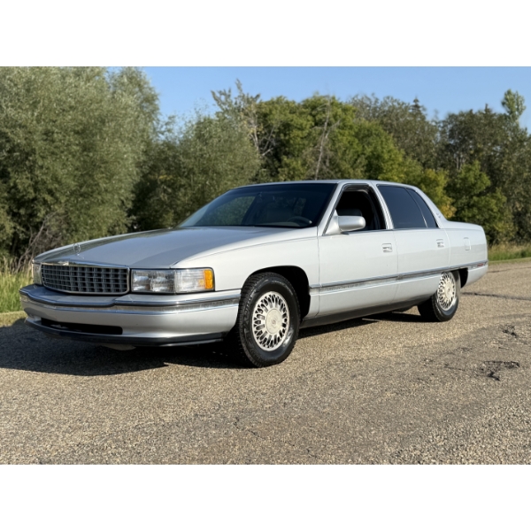 1994 CADILLAC DEVILLE 
