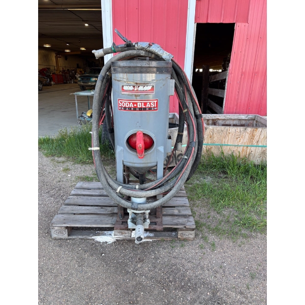 2000 MOD.U.BLAST SODA BLAST MACHINE 