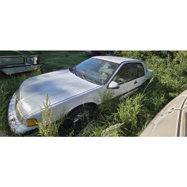 NO RESERVE 1990 MERCURY COUGAR