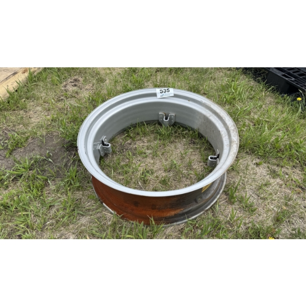 24XW8 REAR RIM WITH 4 CLAMP BRACKETS