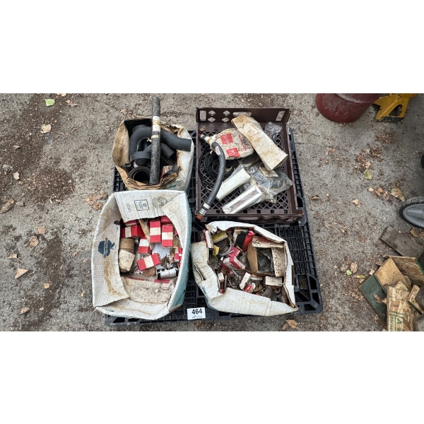 1 BOX OF FARM MACHINERY PARTS & HOSES